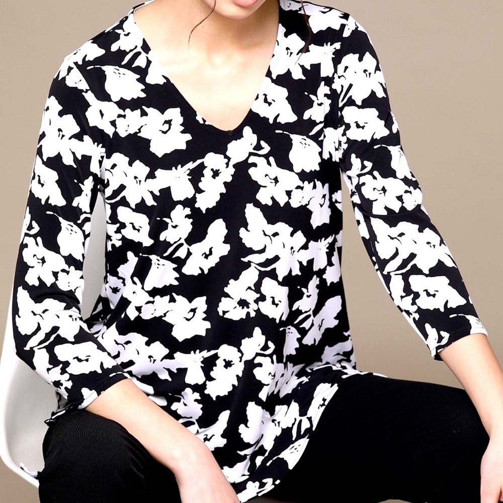 Alfani Black and White 3/4 Sleeve Fitted Tunic